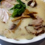 いちまる - 豚骨チャーシュー麺