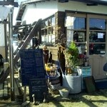 クタクタ - 納屋を改装した可愛い外観。