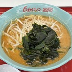 くるまやラーメン - 料理写真:
