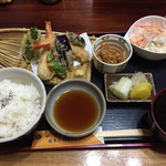 割烹福寿司 高津戸 - 天ぷら御膳。1,290円。
