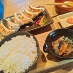 肉汁餃子のダンダダン - 