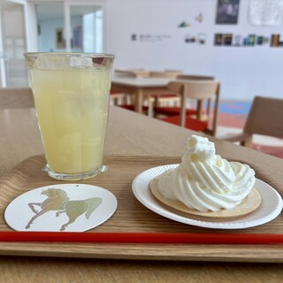 カフェ&ショップ cube_0