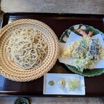 吟八亭 やざ和 - 