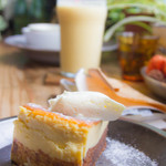 cocoo cafe - 本日のおやつはチーズケーキ