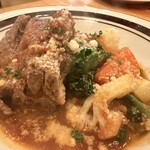 PASTA DAINER PITANGO - 豚スペアリスのトマト煮