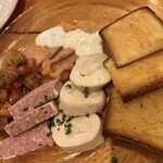 PASTA DAINER PITANGO - 前菜４種盛り
