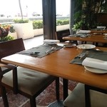 HARBOURSIDE - 2人掛けの窓際席