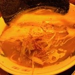 フスマにかけろ 中崎壱丁 中崎商店會1-6-18号ラーメン - gorigor海老味噌白湯(2015/1)