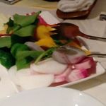 オステリア・トット - 能登野菜のバーニャカウダ。