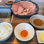 燒肉Ushigoro 新宿三丁目店 - 