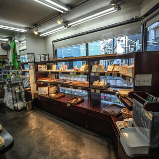 赤丸ベーカリー_2