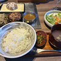 鉄板和食とワイン 萬鉄 - 