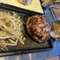 鉄板和食とワイン 萬鉄 - 