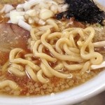 がっつり食堂ドカメン - 中華そば(魂)麺拡大