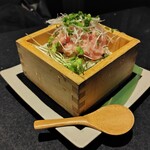 酒呑倶楽部 つなよし - 葱ドバかけネギトロ升寿司