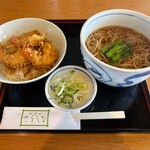 更科 - 料理写真:小海老天丼とお蕎麦のランチセット