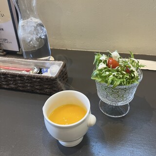 ビストロカフェオムレット_1