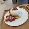 BAM BI COFFEE - 苺のパンケーキ様