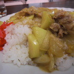 くるみ屋 - くるみ屋　カレーライス横から