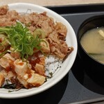 松屋 - 料理写真:鶏めしコンボ牛めし