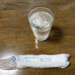 フランセ - お冷とおしぼり
