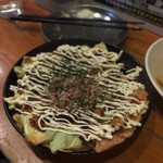 国民酒場 じぃえんとるまん - 料理写真:粉物　キャベツ焼き