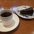 十一房珈琲店 - 料理写真:ブレンドコーヒー＆ガトーショコラ　¥1570