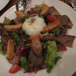ビストロ アンバロン - 豚舌の温玉添えサラダ(正式名失念）