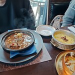 カールヴァーン ブルワリー＆レストラン  - ラム肉どザクロのタジン