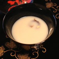 瓢亭 本店 - 光参（海鼠）の白味噌椀　溶き辛子が隠し味　(2015/01)