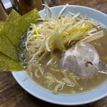 家系ラーメン まこと家 - 
