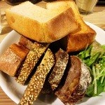 パーラー江古田 - ある日のトーストセット（トースト端っこ＆焼き強め希望）