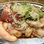 KAMECHIKU - ホルモン盛合せ❗️