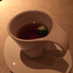 バー・アドニス - チャームのコンソメスープにはオクラが♫