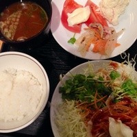 本格肉料理 丸小 - 野菜食べ放題