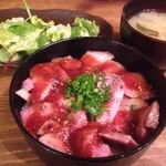 ＡＰＲＯＮ - 糸島豚の炭火焼丼