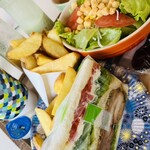 コウジ サンドイッチ - 