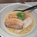 らぁめん 凛 - 料理写真: