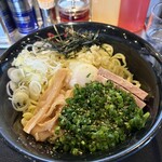 東京油組総本店 - 料理写真:油そば大盛＋トッピングA＋つぶし生にんにくW