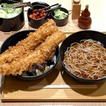 小諸そば - 料理写真:小諸そば 兜町店 季節メニューの 満腹!! 上穴子天丼セット 税込860円 温かい蕎麦で、ご飯少な目でお願い