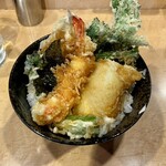 天丼ふじ - 天丼（税込み800円）