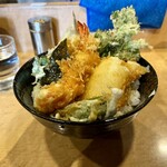 天丼ふじ - 熱さ1・5センチはあったイカ