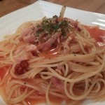 ギルド - 玉ねぎとベーコンのスパゲッティ（サラダ付864円）