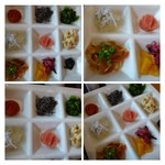 カフェ ハルキ - お総菜は「玉ねぎと肉の甘辛煮」「タラコ」「梅干し」「沢庵」「魚のあえ物（鯖のような気がしましたのでパス）」
「しらすと大根おろし」「塩昆布」「青のり」など。お粥に合いますが「玉子焼き」も欲しいかも