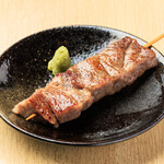 鉄板 たまや - 料理写真:牛サーロイン串