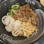 はなまるうどん - 料理写真:おろし牛肉ぶっかけうどん（温）