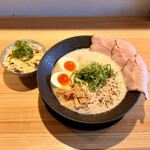 鶏白湯らーめん芦屋焔 - 