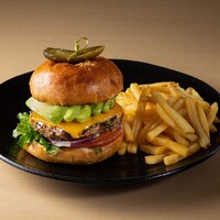 アボカド＆チーズバーガー