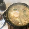 力餅食堂 - 料理写真:ぐつぐつ〜〜熱々、味噌煮込みうどん
