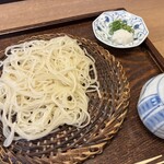 蕎麦切り　稲おか - 料理写真:白い蕎麦